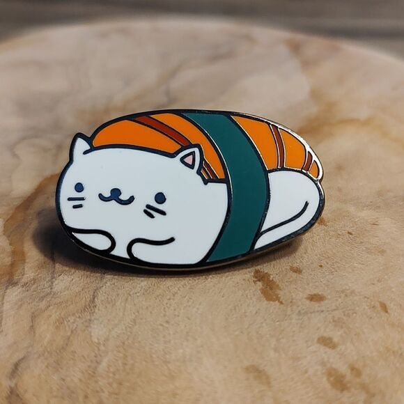 Pusheen Cat Lapel Pin - Picture 1 of 8